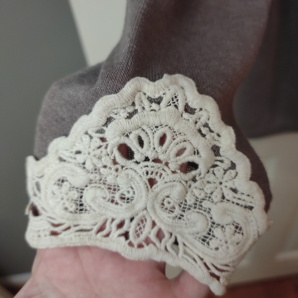 Umgee Cardigan - Picture 2 of 7